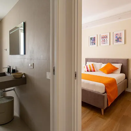 Guest house Essence - Boutique In The Heart Of